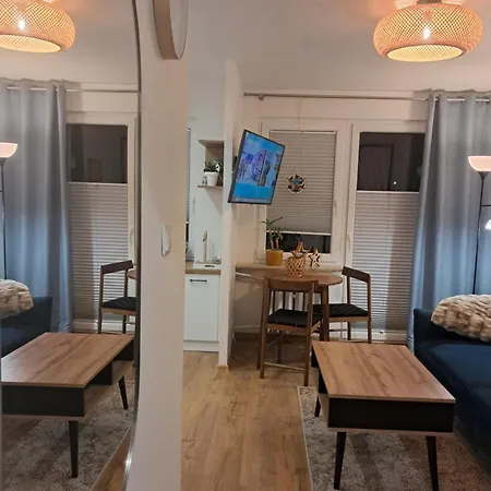 Апартаменты 2-pokojowy Porebskiego 8 Гдыня